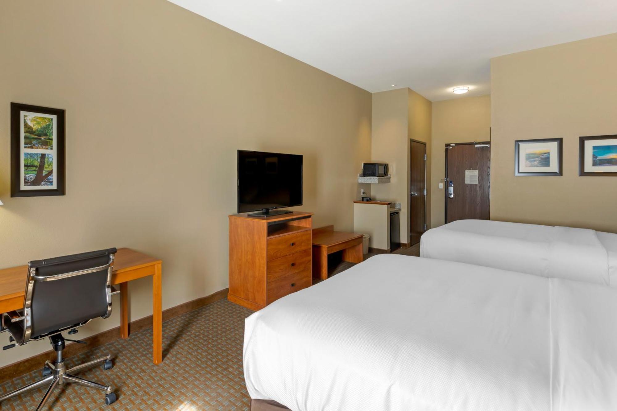 Hotel Comfort & I-57 Marion