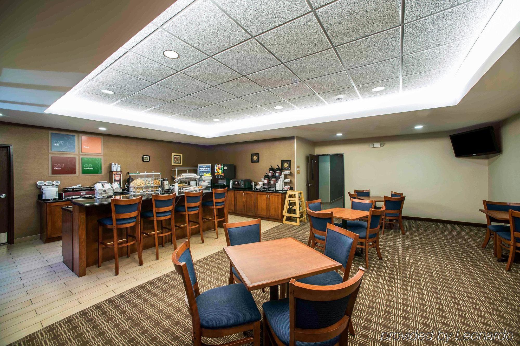 Hotel Comfort & I-57 2*